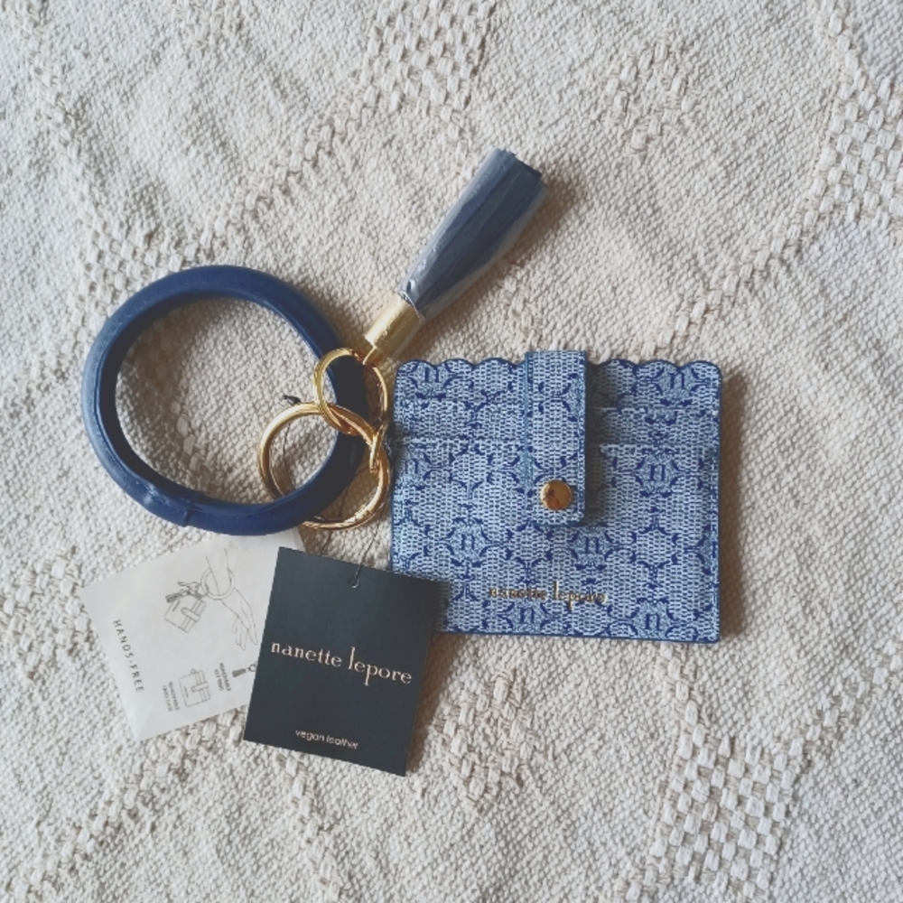 NANETTE LEPORE Hands-free CC and ID case